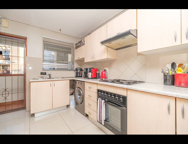 2 BEDROOM APARTMENT FOR SALE IN BLACKHEATH